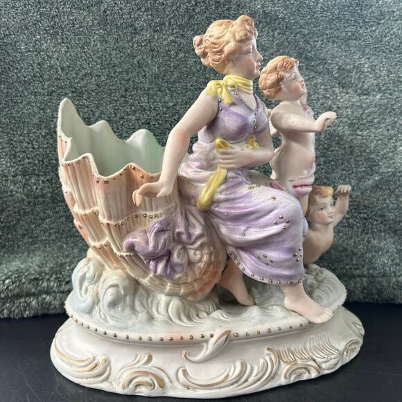 Porcelain Figurine Woman Cherubs at Sea MCM Andrea by Sadek - Picture 3 of 11